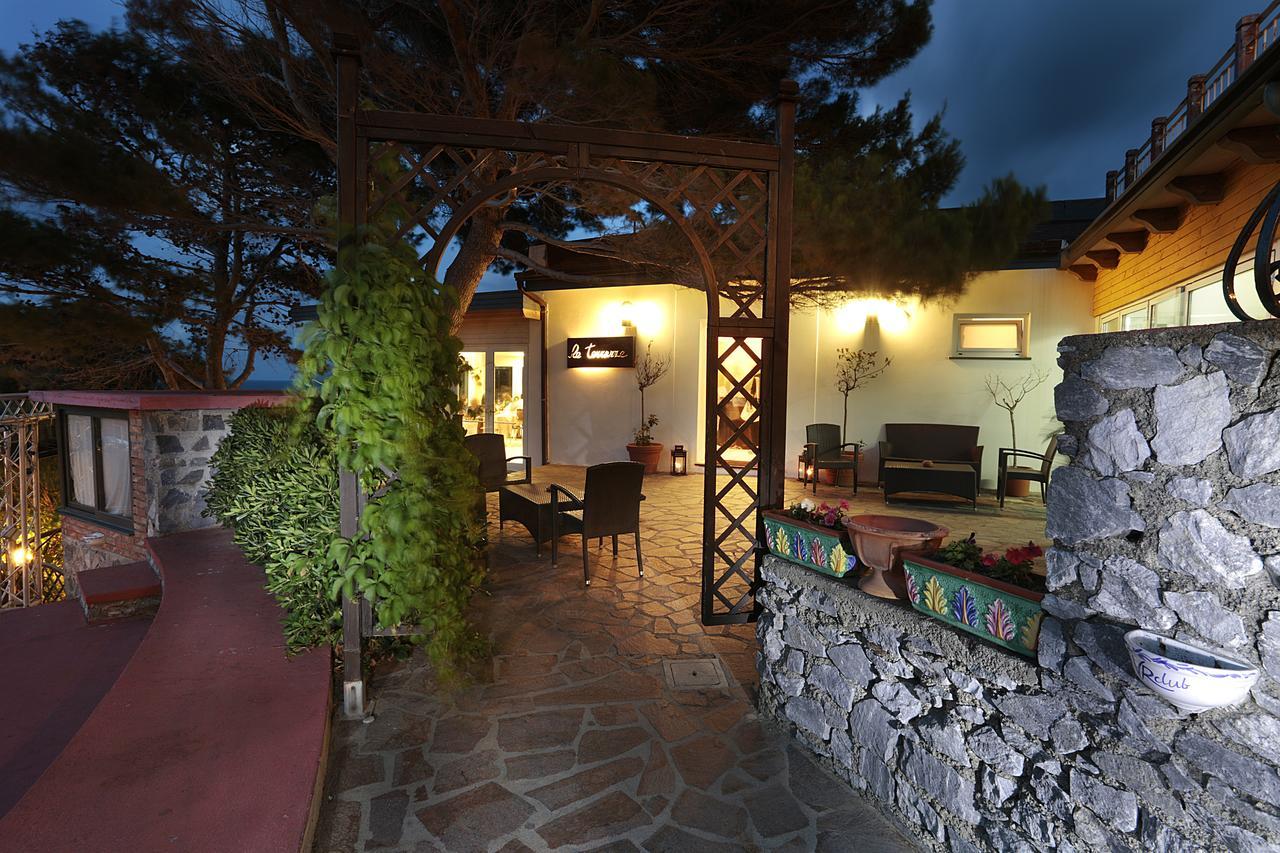 Vrclub - Villa Ridente Residence San Giorgio  Zewnętrze zdjęcie